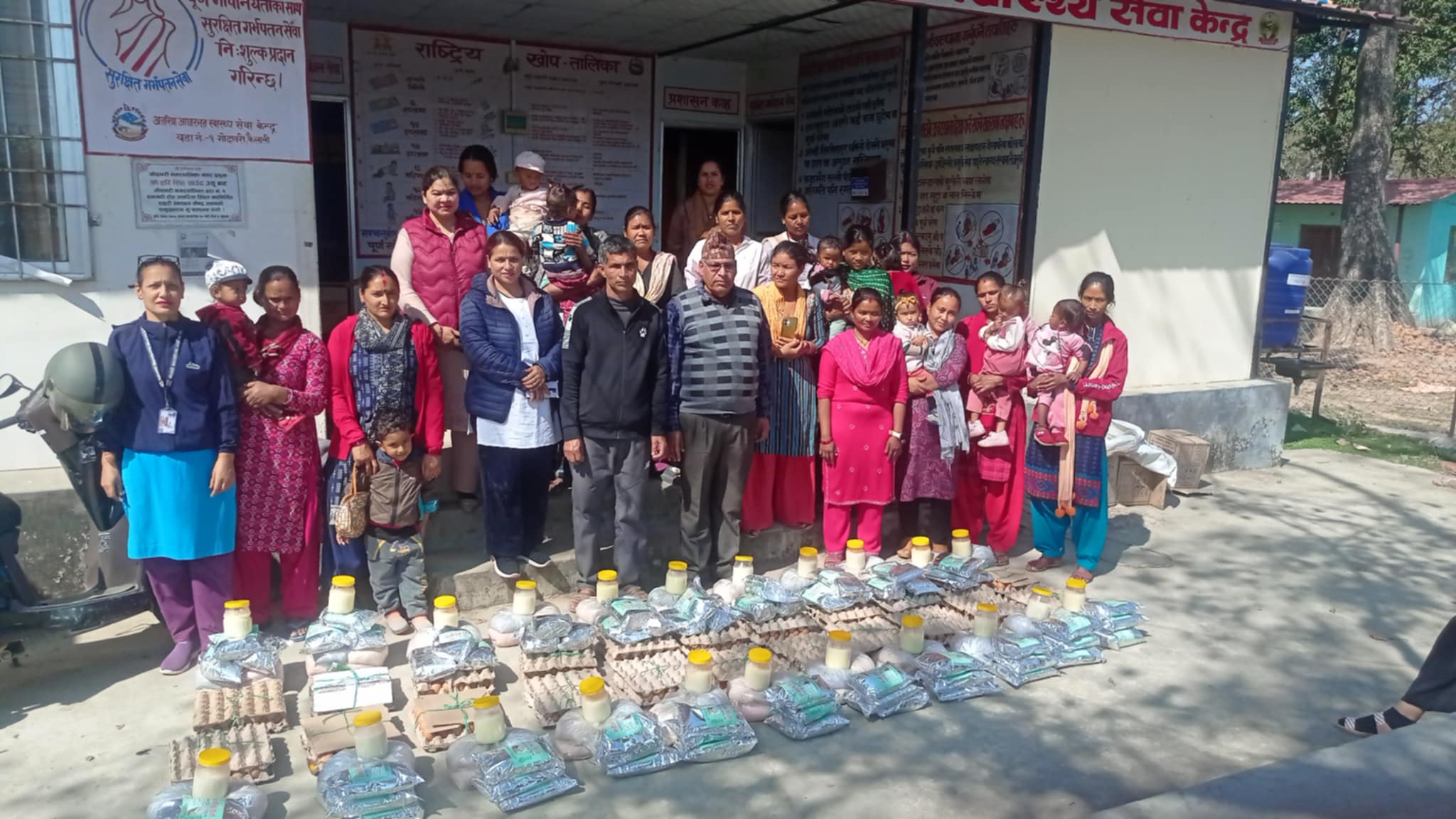 गोदावरी १ मा कुपोषण विरुद्ध अभियान: २२ बालबालिकालाई पोषण सामग्री वितरण
