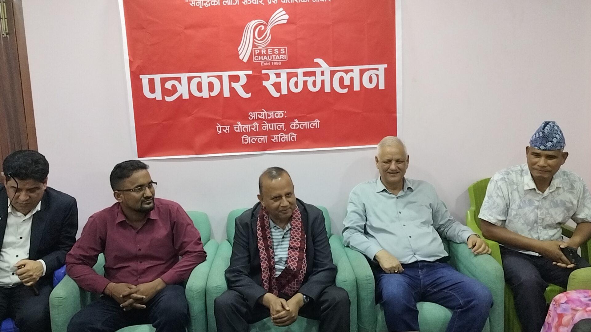 “संविधान संशोधनका लागि वातावरण आवश्यक, बहुमत पुगेपछि प्रक्रिया अघि बढ्छौं : महासचिव&hellip;