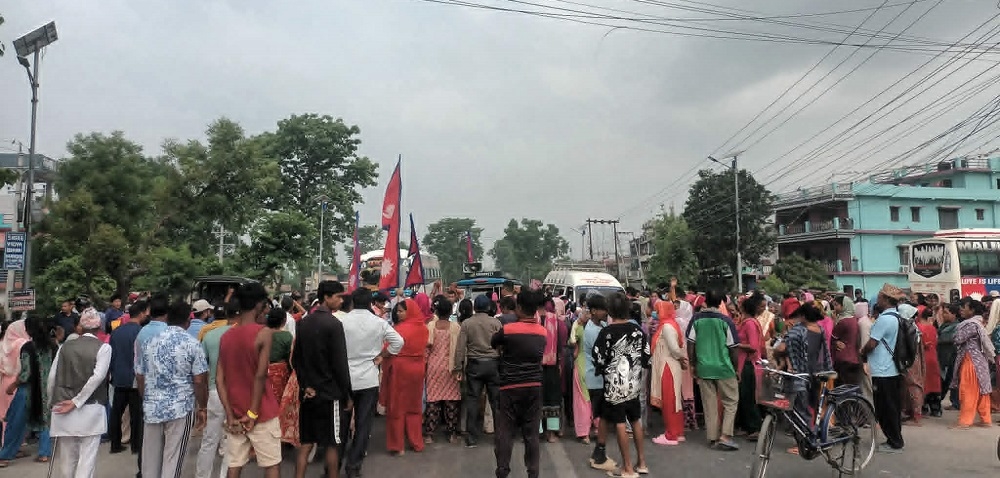 कञ्चनपुरमा सुकुम्बासीको शान्तिपूर्ण प्रदर्शन : उचित व्यवस्थापनबिना उठीबास नगर्न सरकारसँग माग