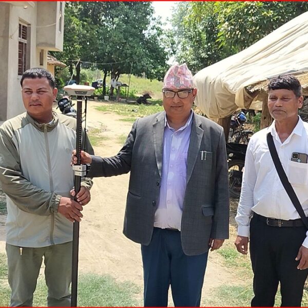 कृष्णपुरको ५ र ६ न. वडामा जग्गा नापनक्सा सुरु, स्थानीयमा लालपुर्जा पाउने आशा